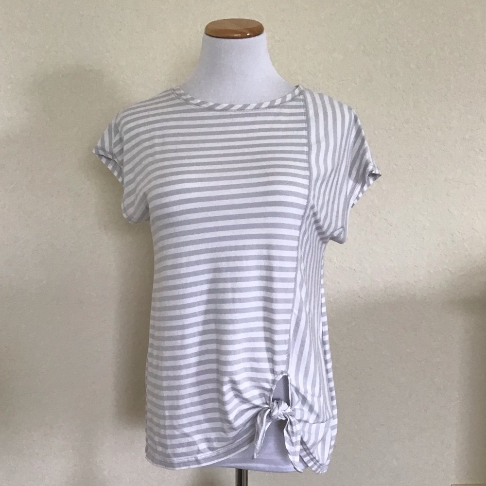 Jones New York Tee